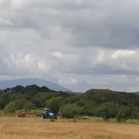 Holiday home Swallows *